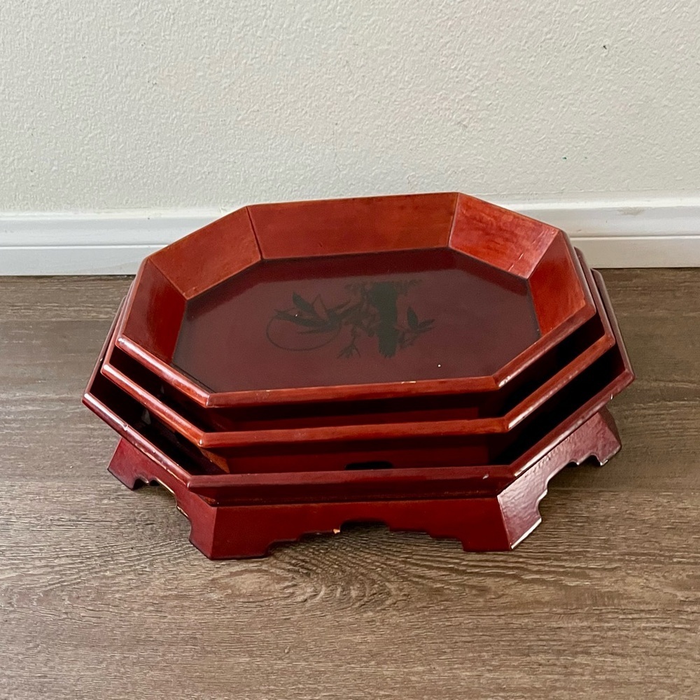 Red Lacquered Octagonal Decorative Tray Set